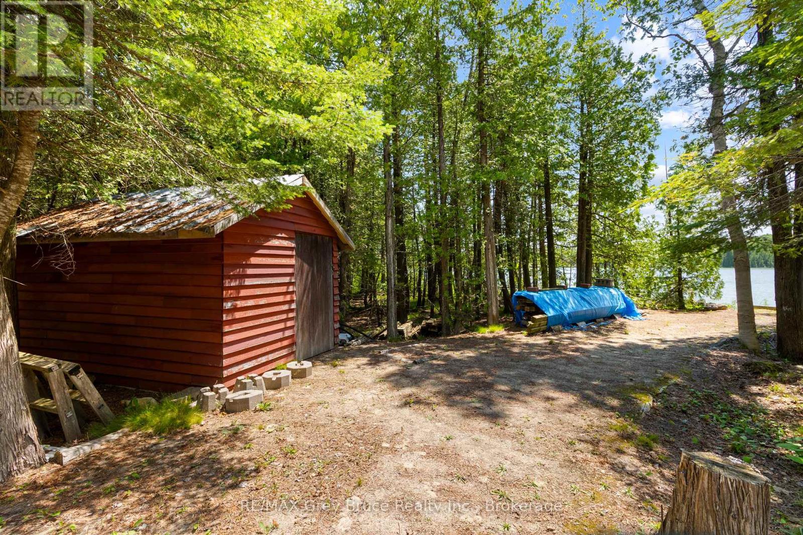 29 HOPE DRIVE - 38