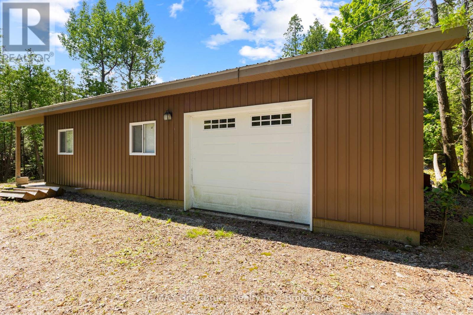 29 HOPE DRIVE - 45