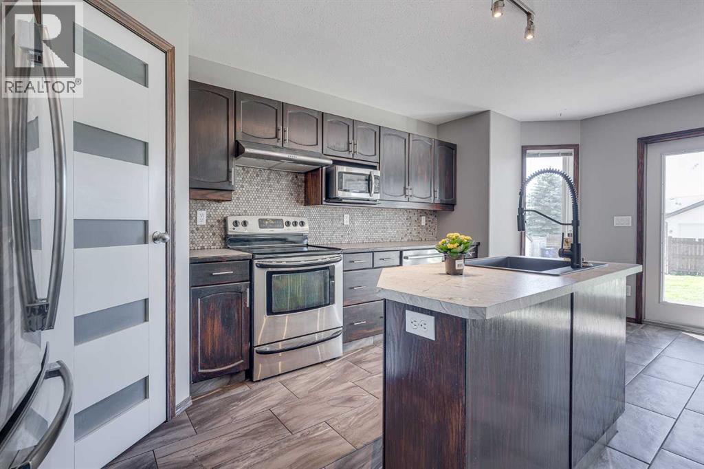 17 Stanford Boulevard — photo 11