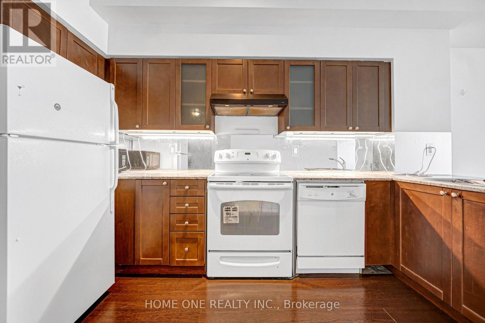 #2604 761 BAY STREET - 14