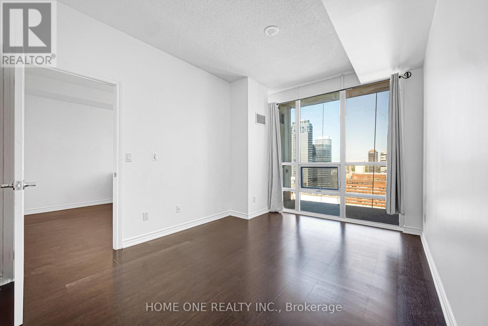 #2604 761 BAY STREET - 27