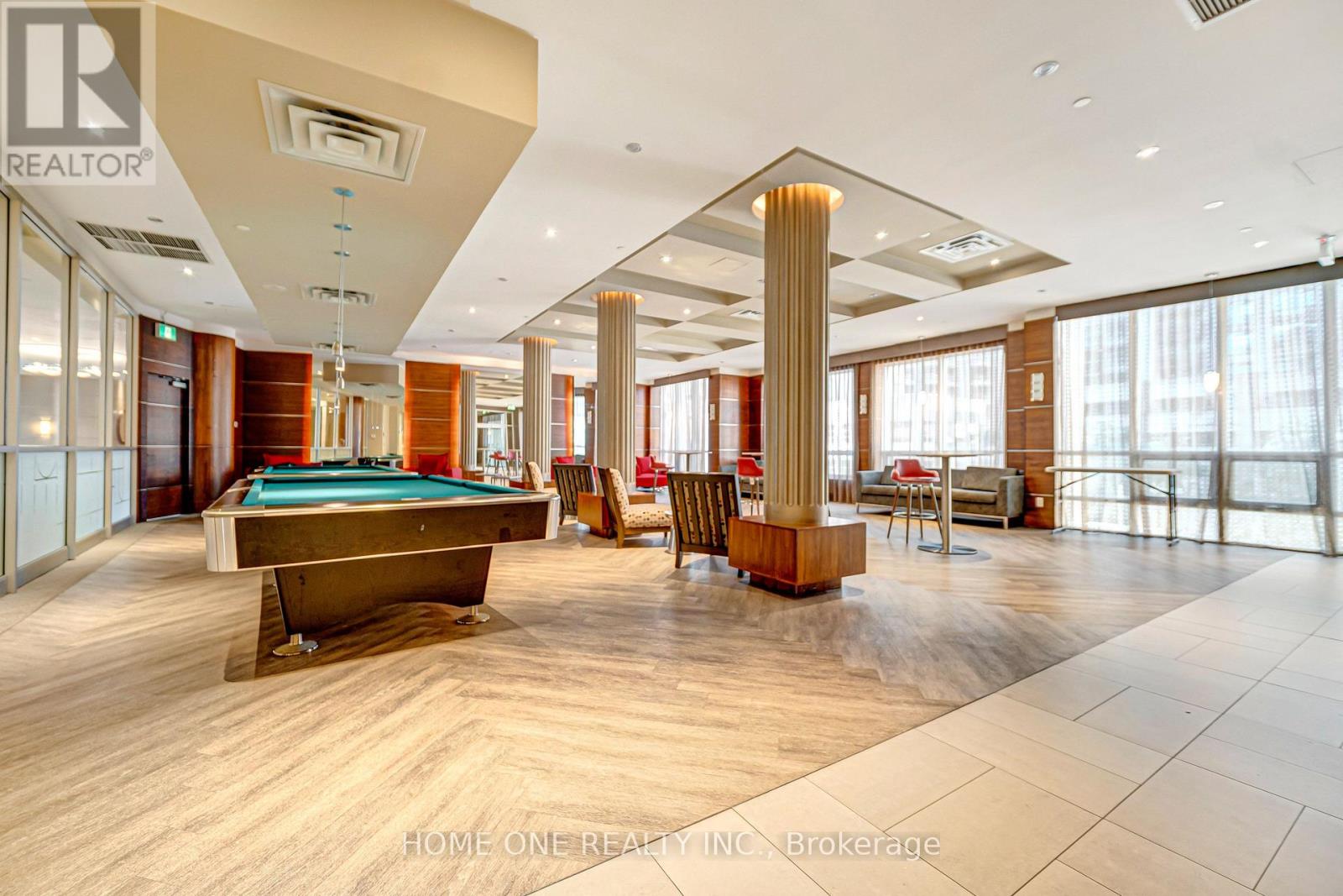 #2604 761 BAY STREET - 33