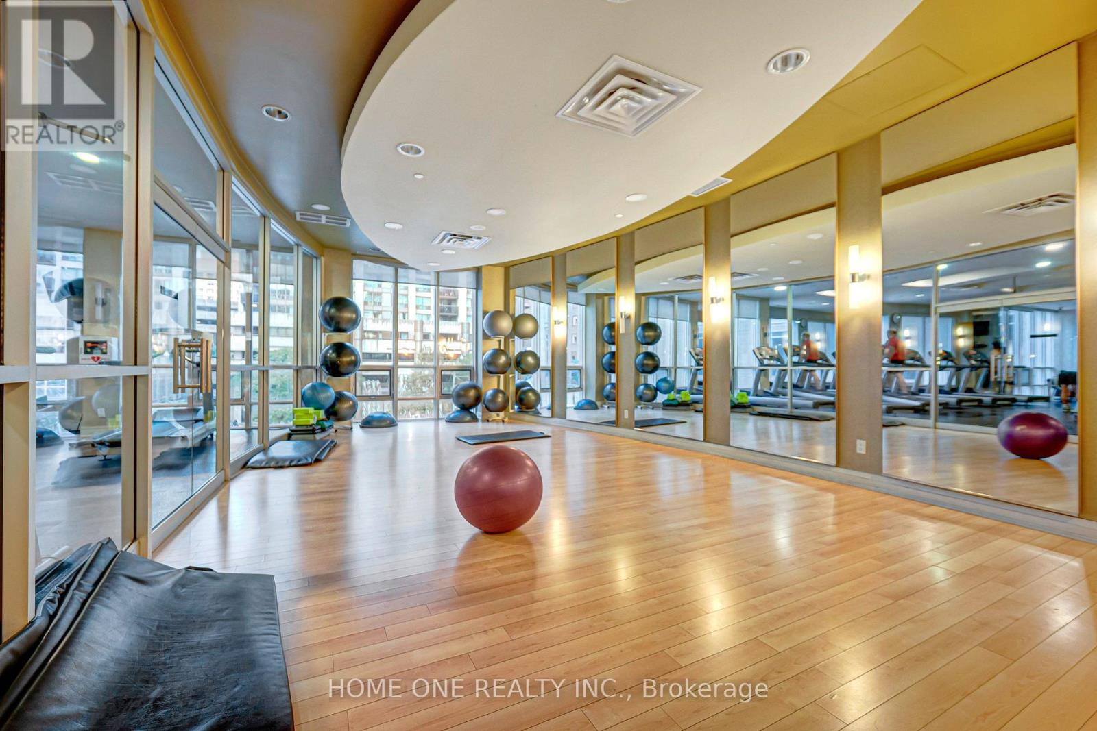#2604 761 BAY STREET - 36