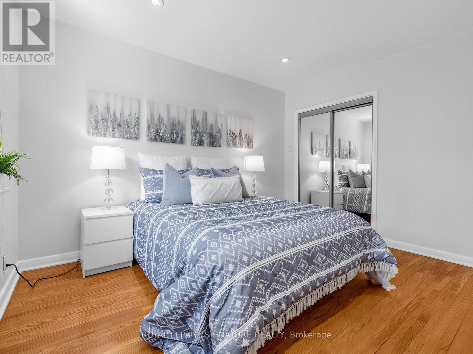 46 PLATEAU CRESCENT - 21