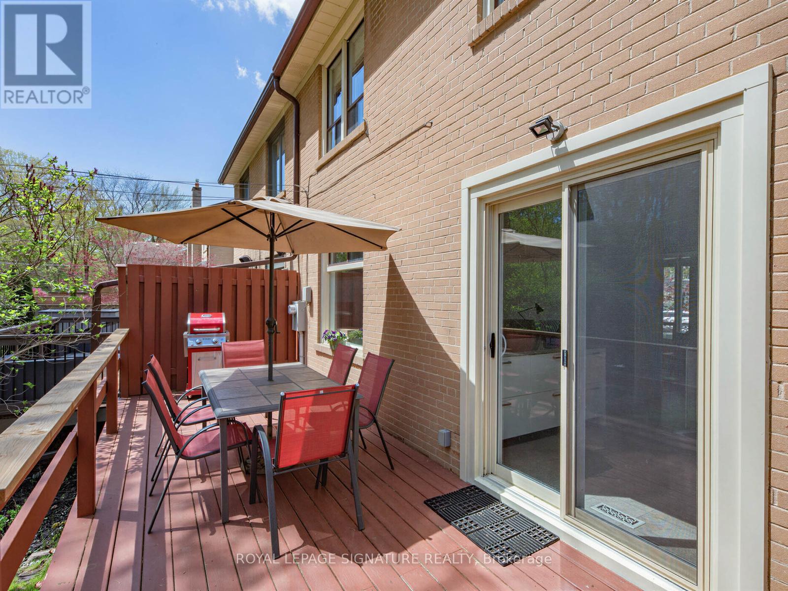 46 PLATEAU CRESCENT - 36