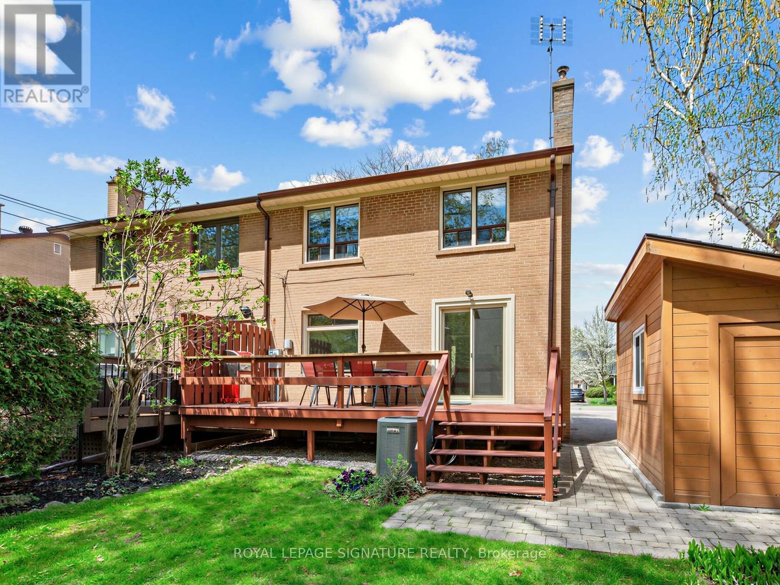 46 PLATEAU CRESCENT - 38