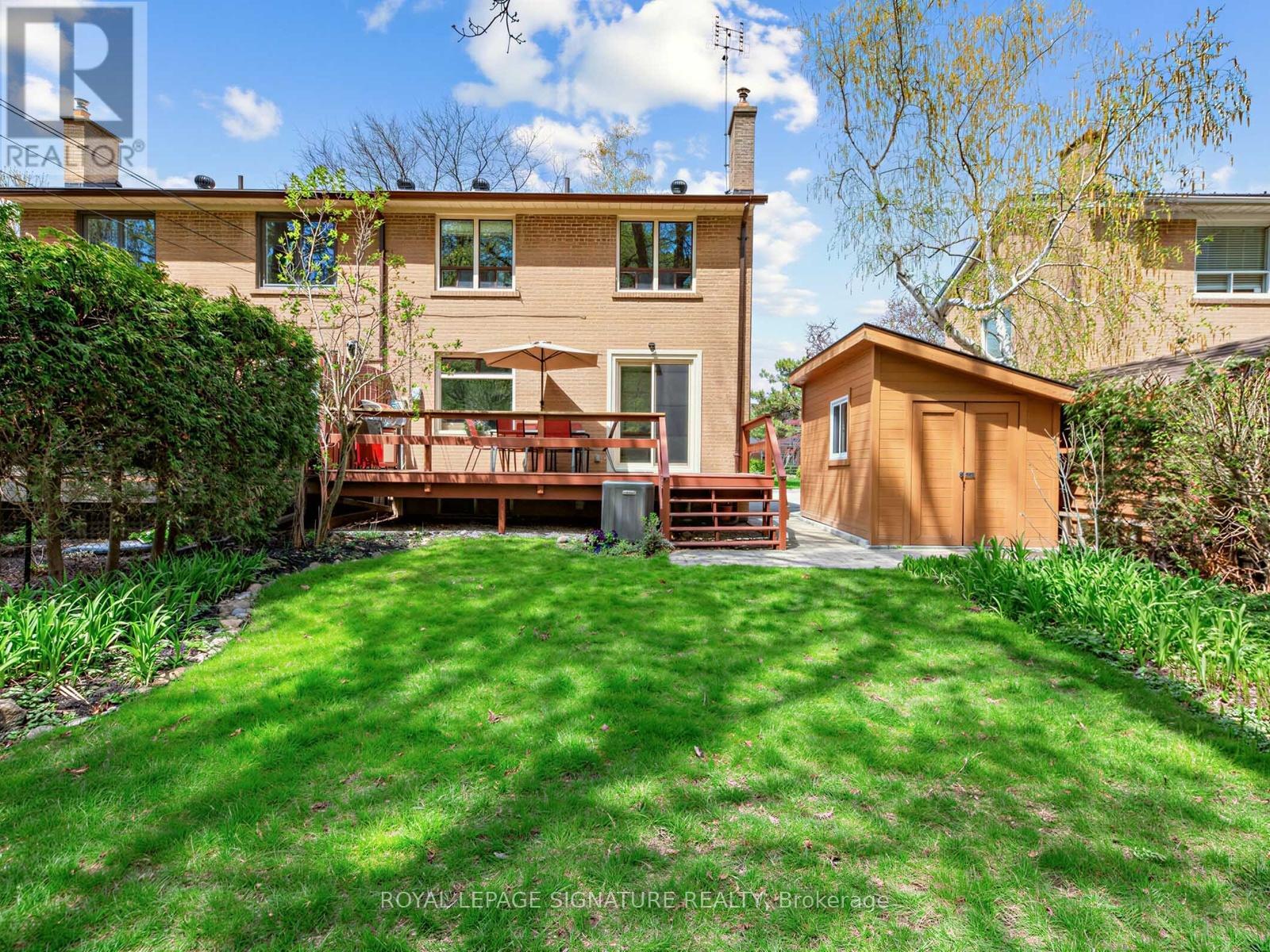 46 PLATEAU CRESCENT - 39