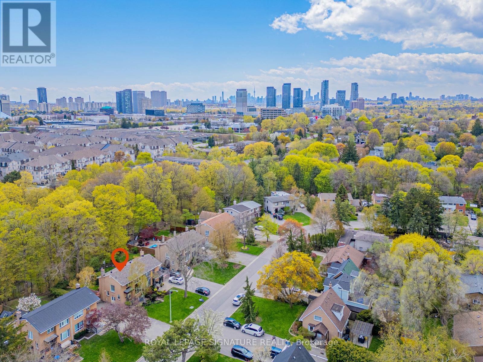 46 PLATEAU CRESCENT - 44