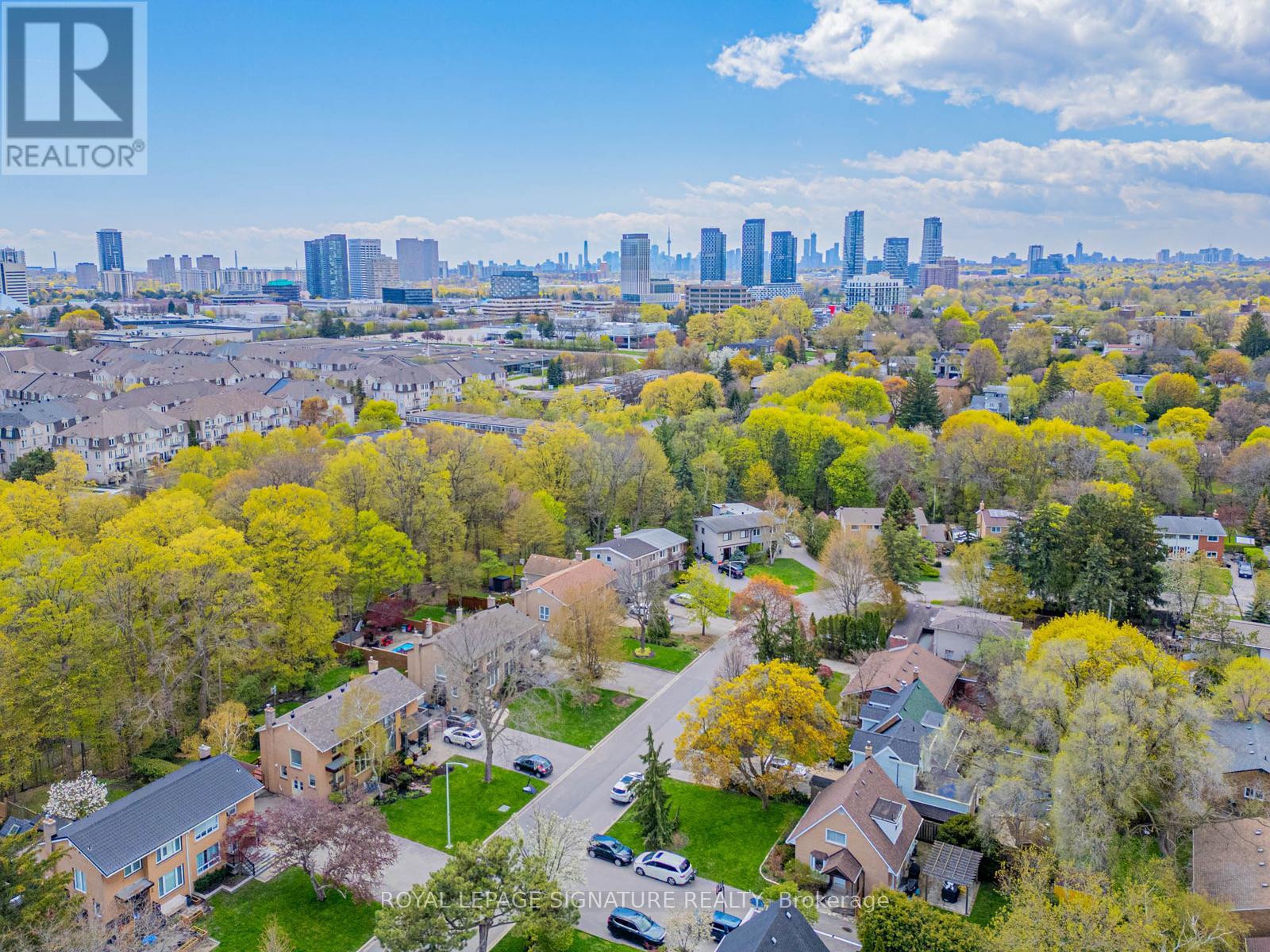 46 PLATEAU CRESCENT - 45