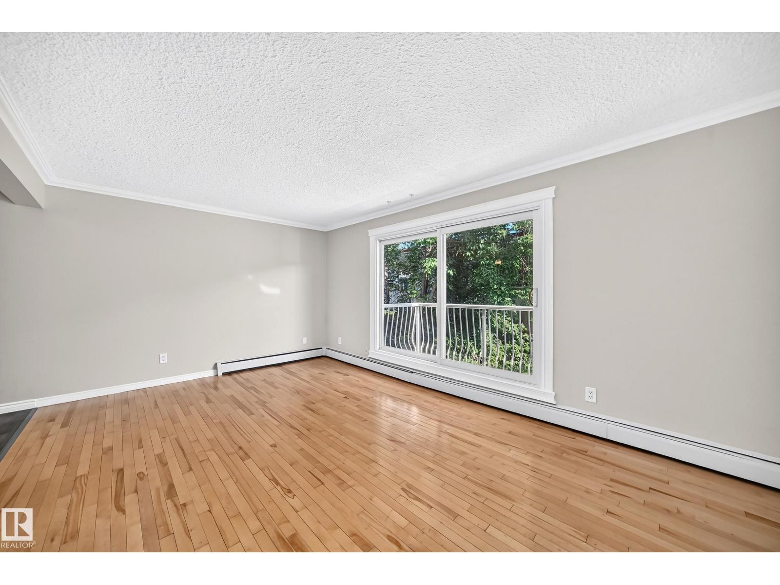 #305 10225 117 ST NW - 11