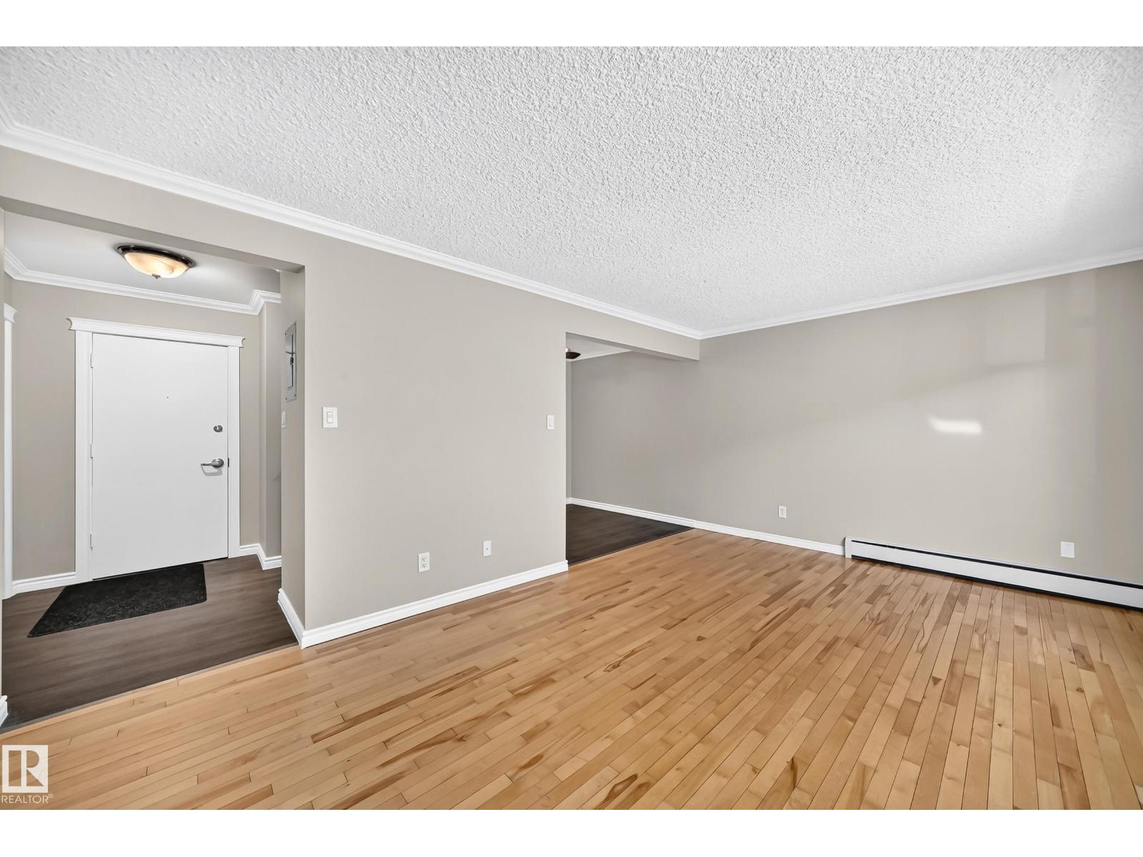 #305 10225 117 ST NW - 16