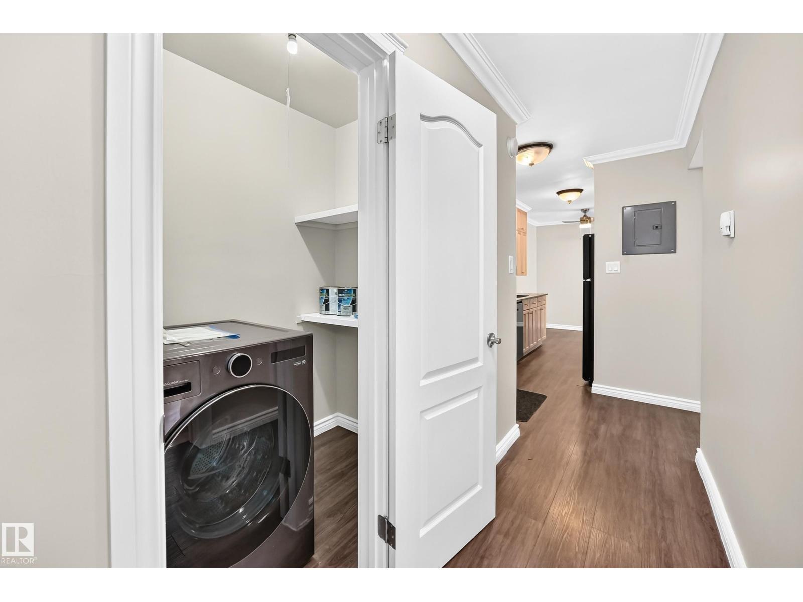 #305 10225 117 ST NW - 25