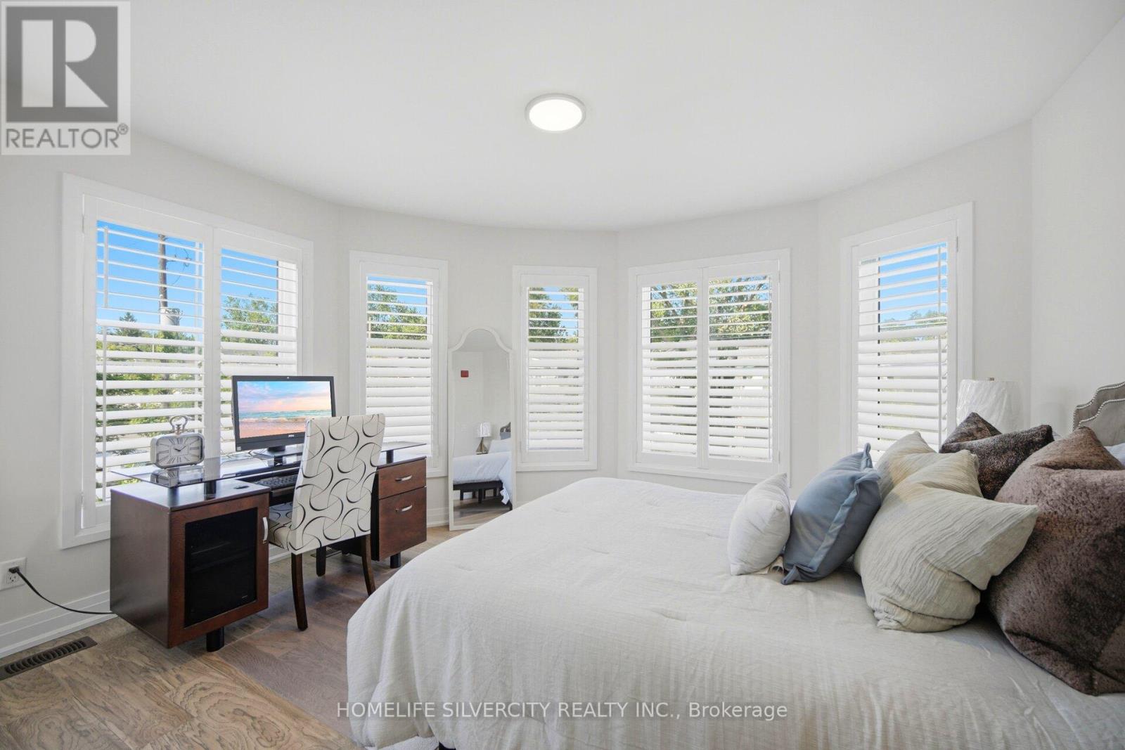 #1 35 SOMERS AVENUE - Image 8