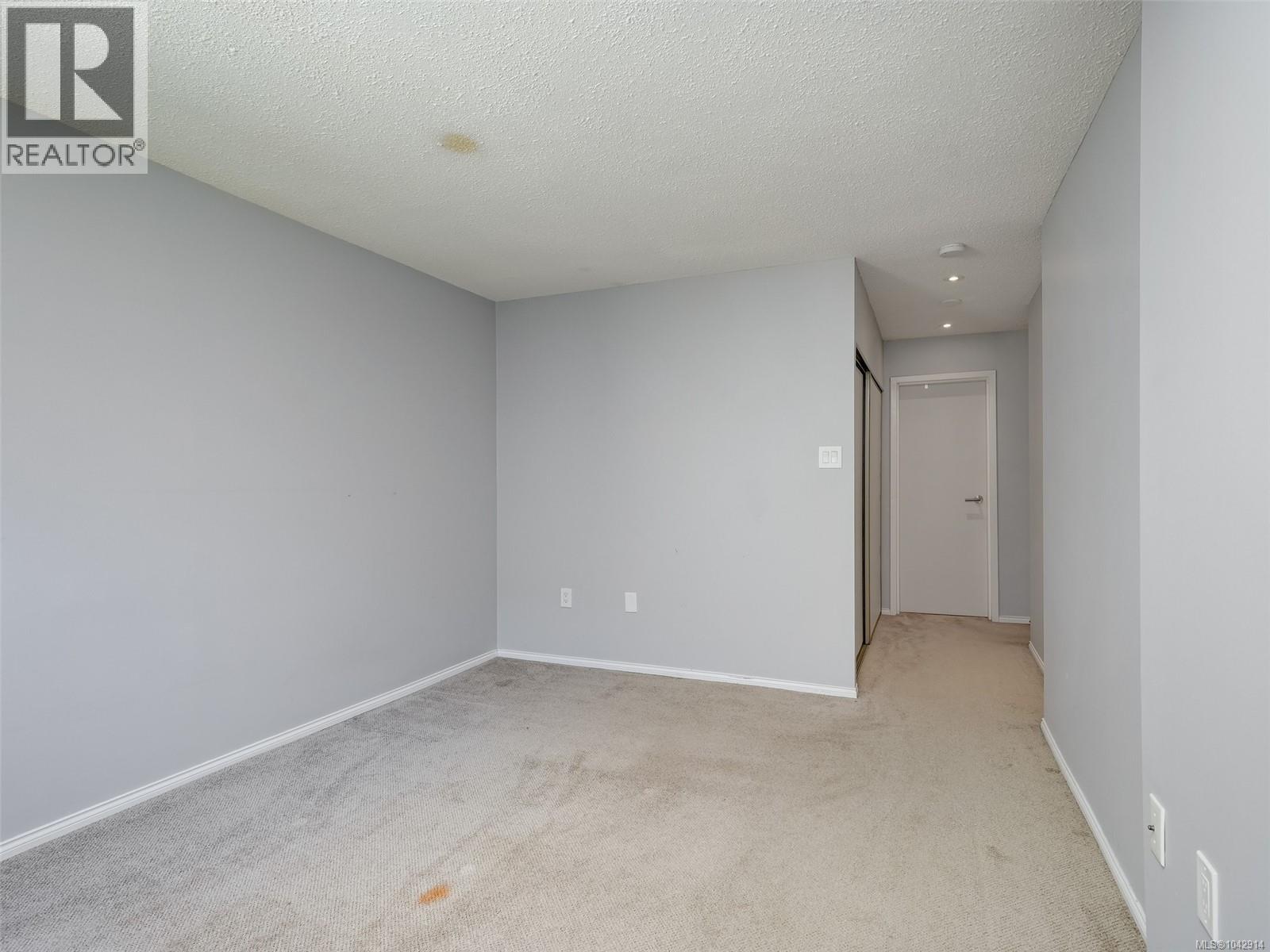 #213 1745 Leighton Rd - 12