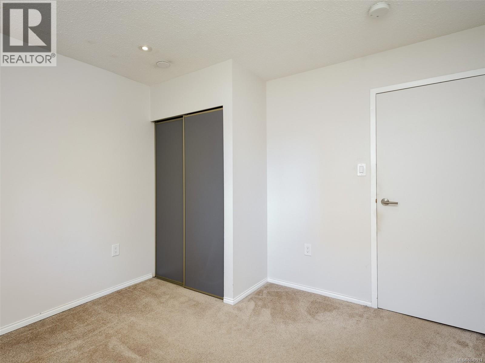 #213 1745 Leighton Rd - 15