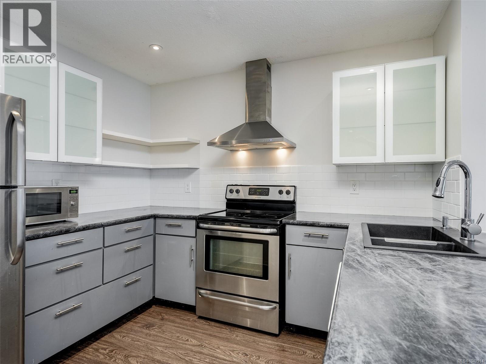 #213 1745 Leighton Rd - 7