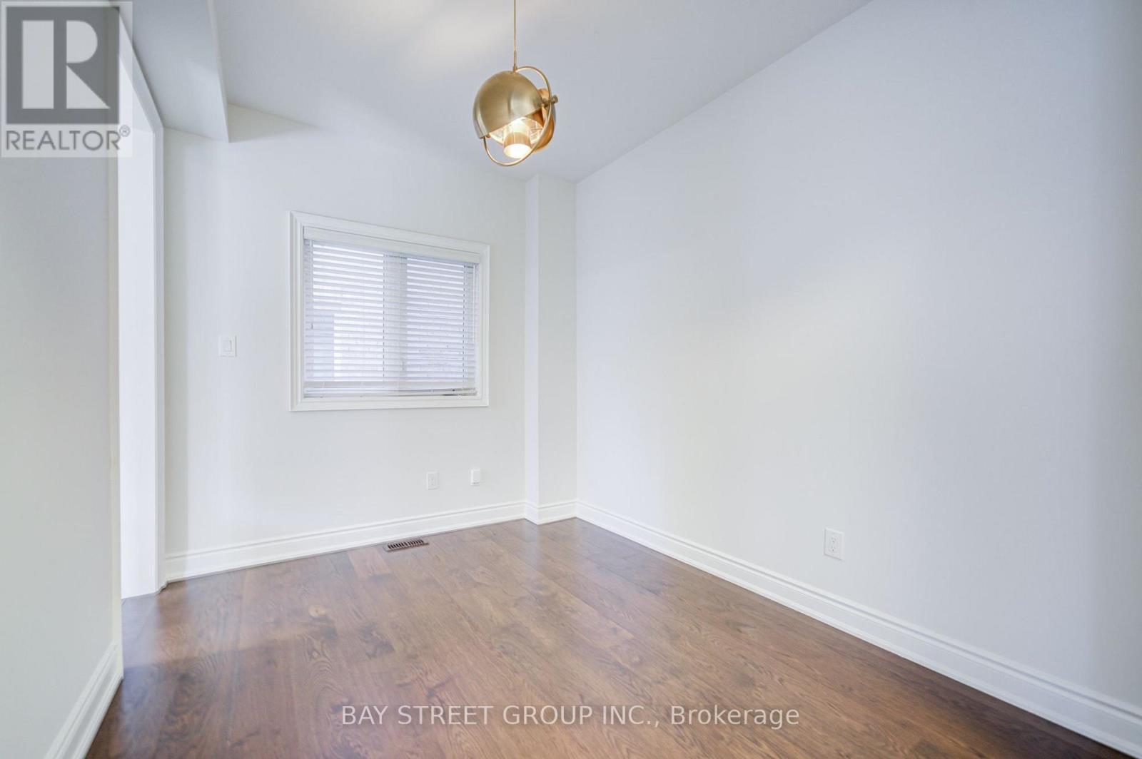 614 BAKER HILL BOULEVARD - 11
