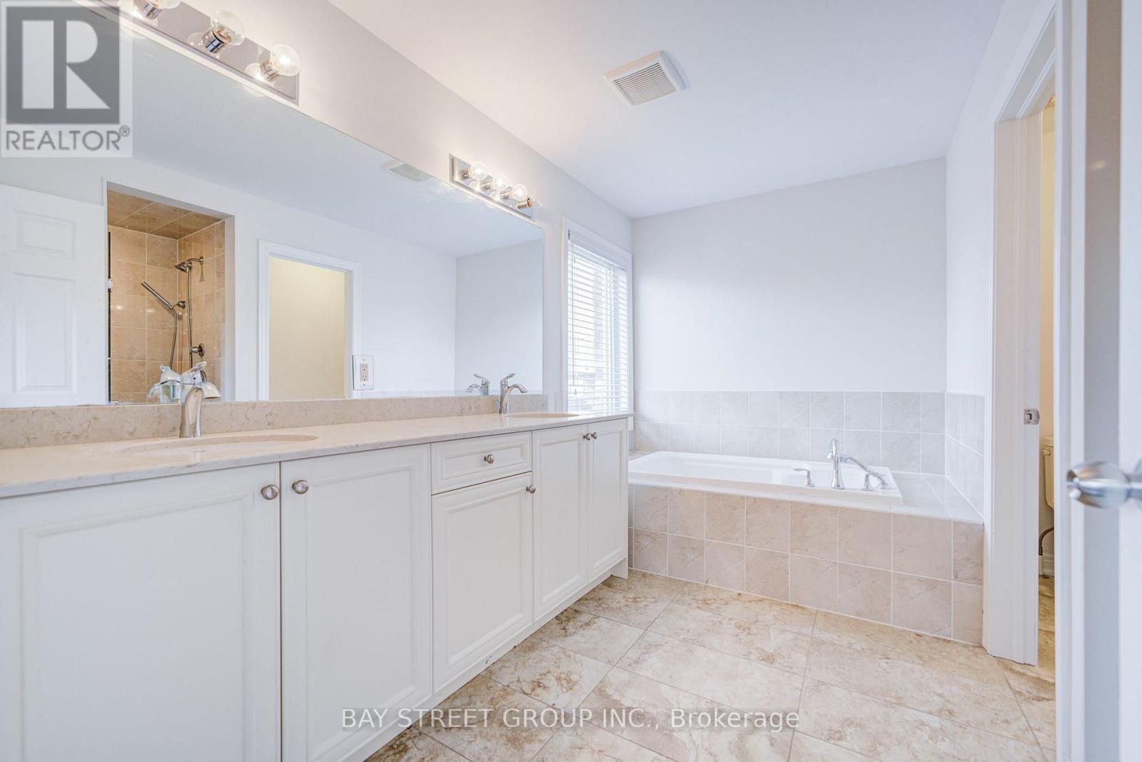 614 BAKER HILL BOULEVARD - 32