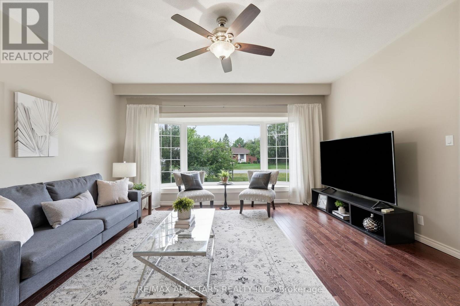 463 RIVERDALE ROAD - 13