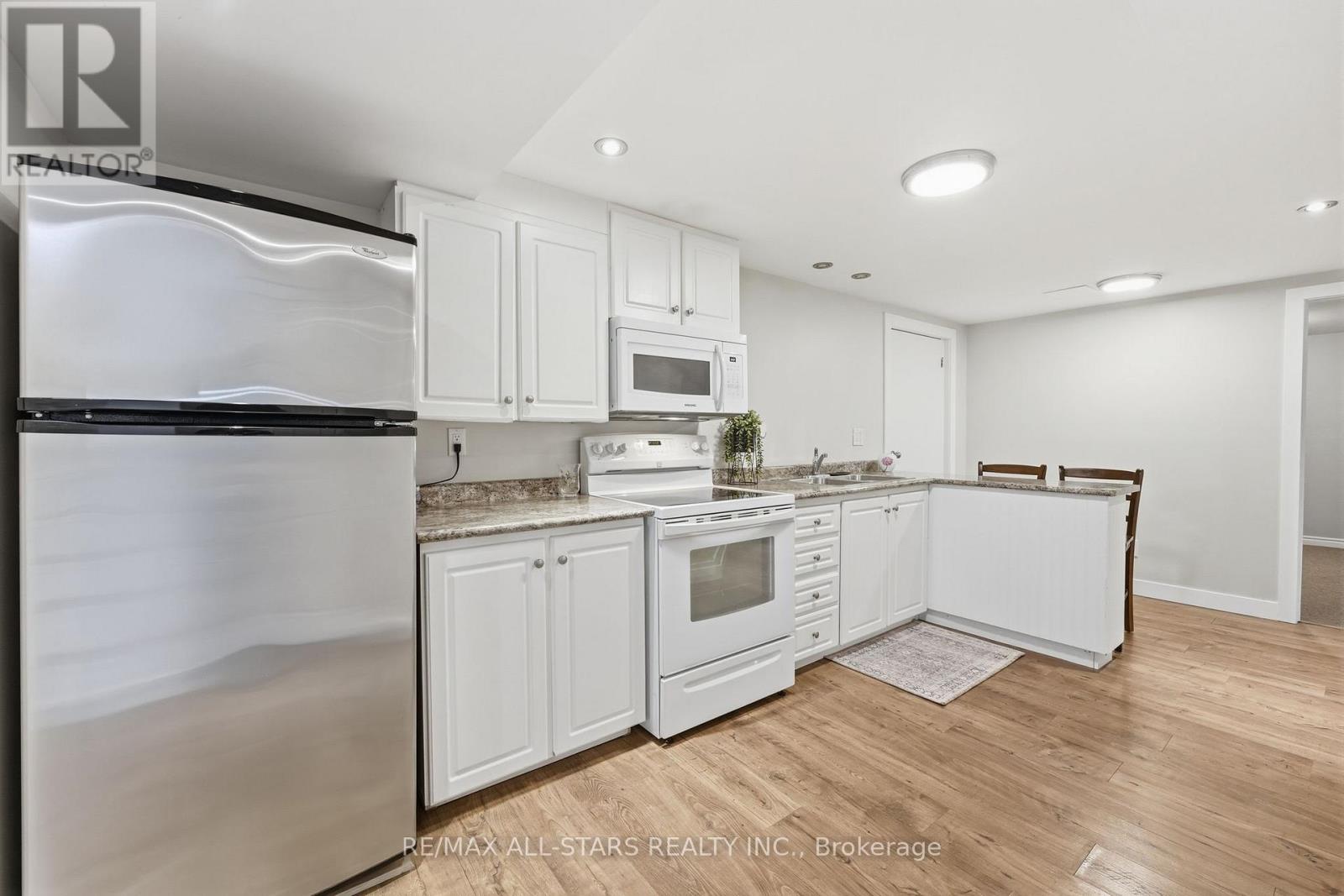 463 RIVERDALE ROAD - 30