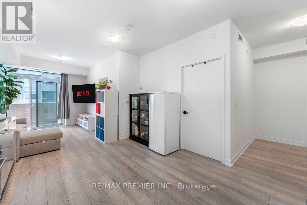#816 10 ABEJA STREET - 6