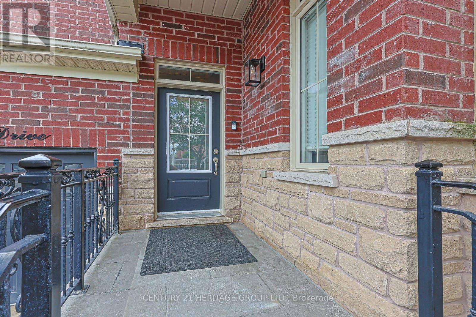 25 BETONY DRIVE - 2