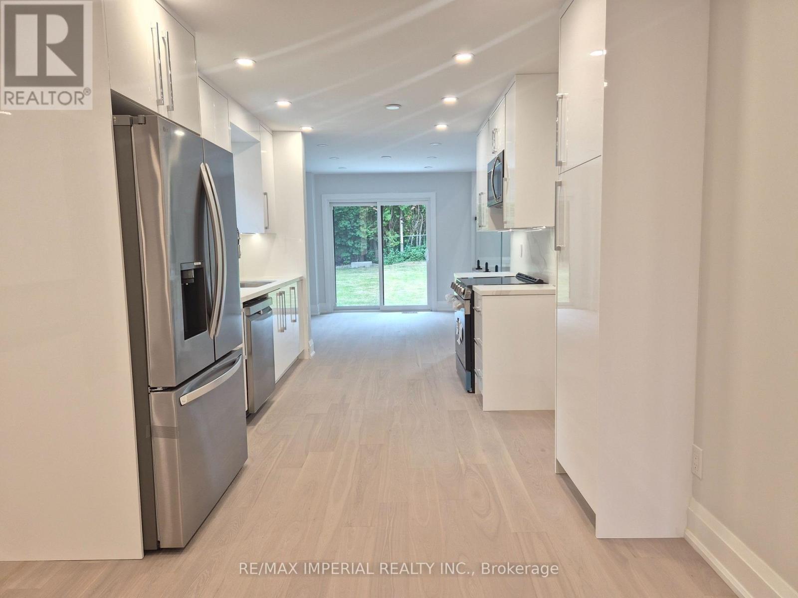 191 AVENUE ROAD - 15
