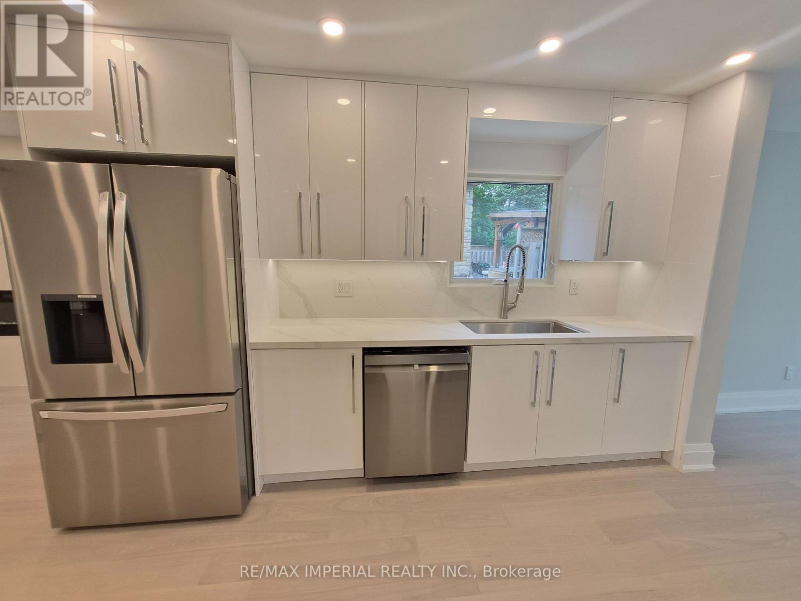 191 AVENUE ROAD - 19