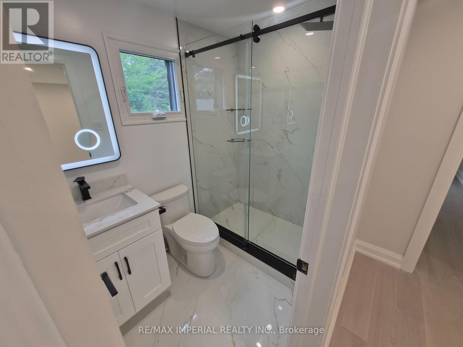 191 AVENUE ROAD - 26