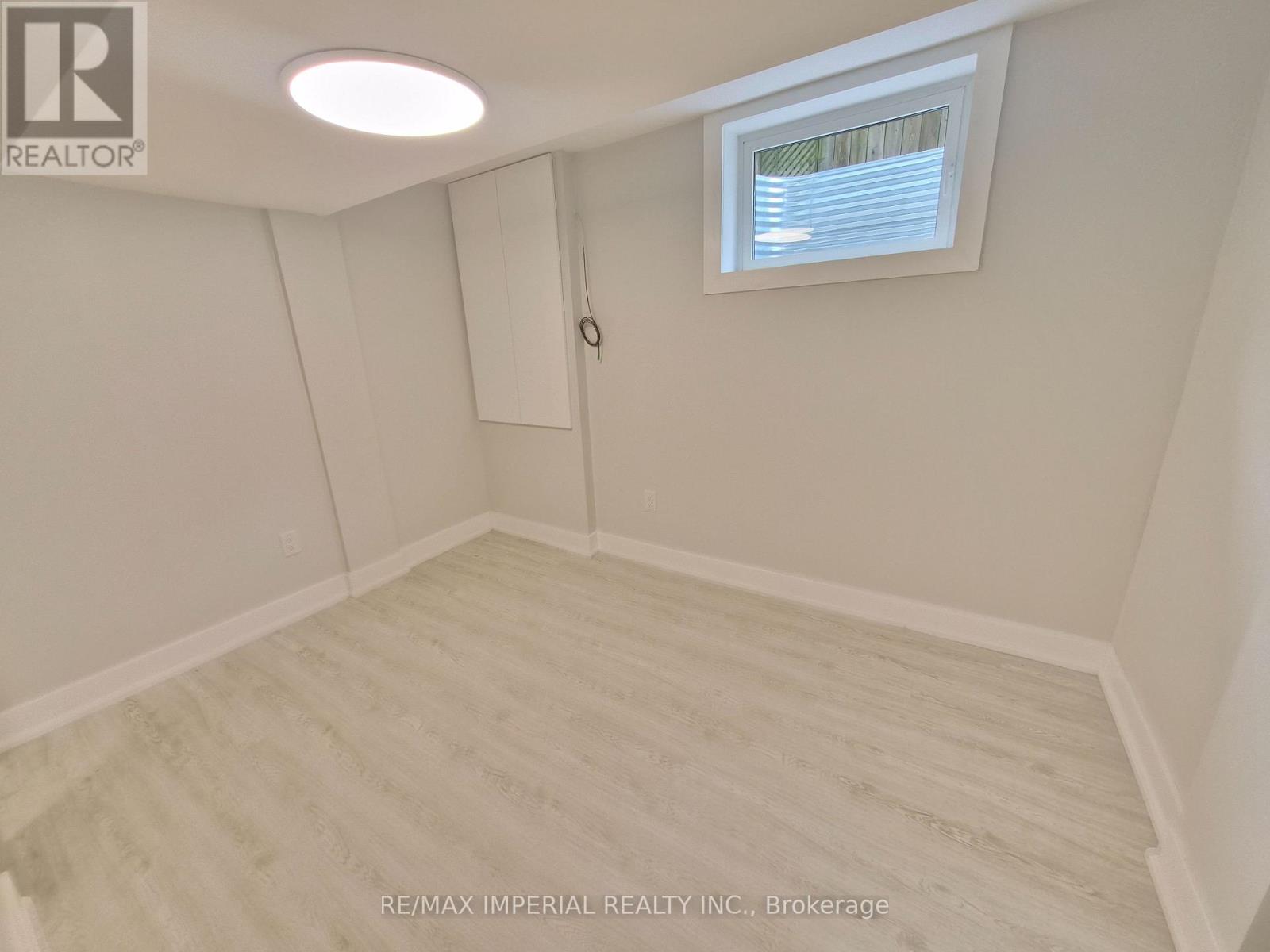 191 AVENUE ROAD - 31