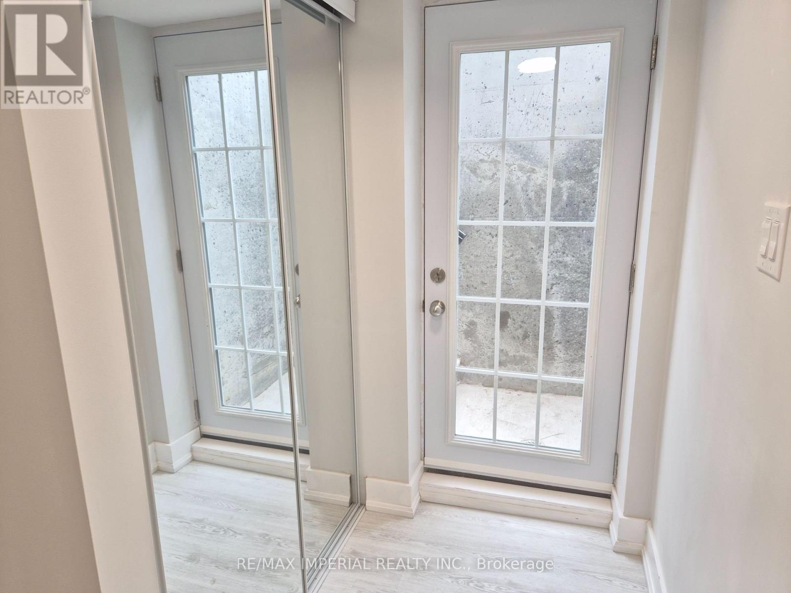 191 AVENUE ROAD - 35
