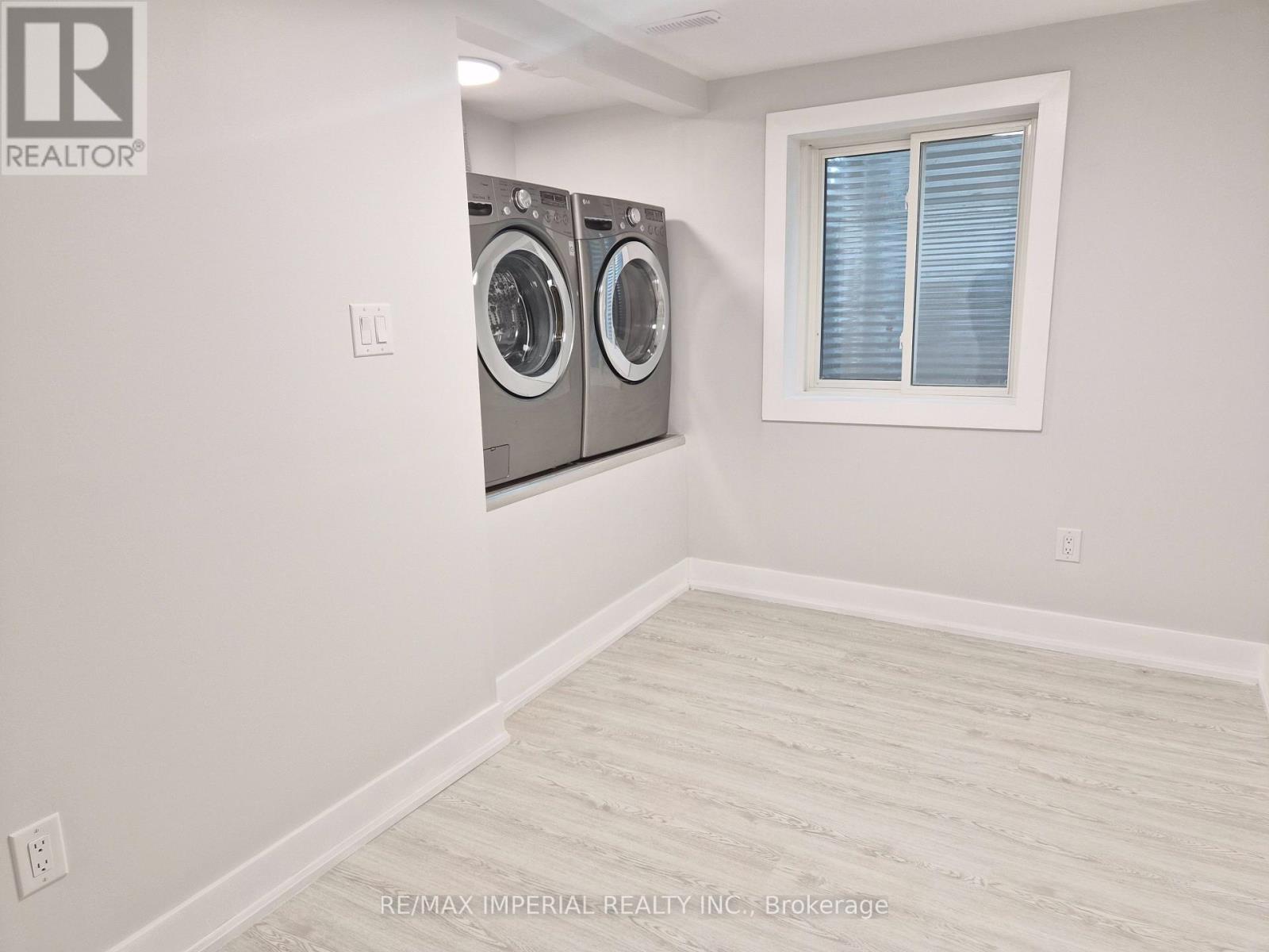 191 AVENUE ROAD - 37