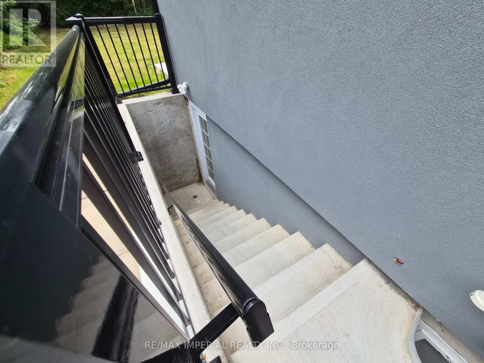 191 AVENUE ROAD - 5