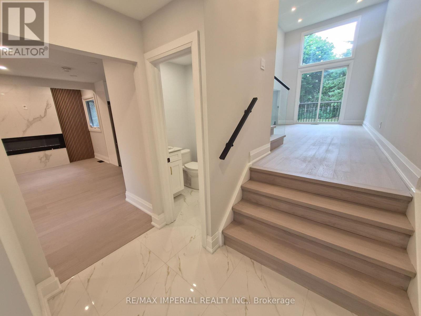 191 AVENUE ROAD - 8