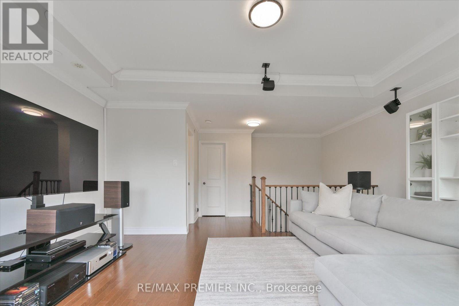 #114 1331 MAJOR MACKENZIE DRIVE - 25