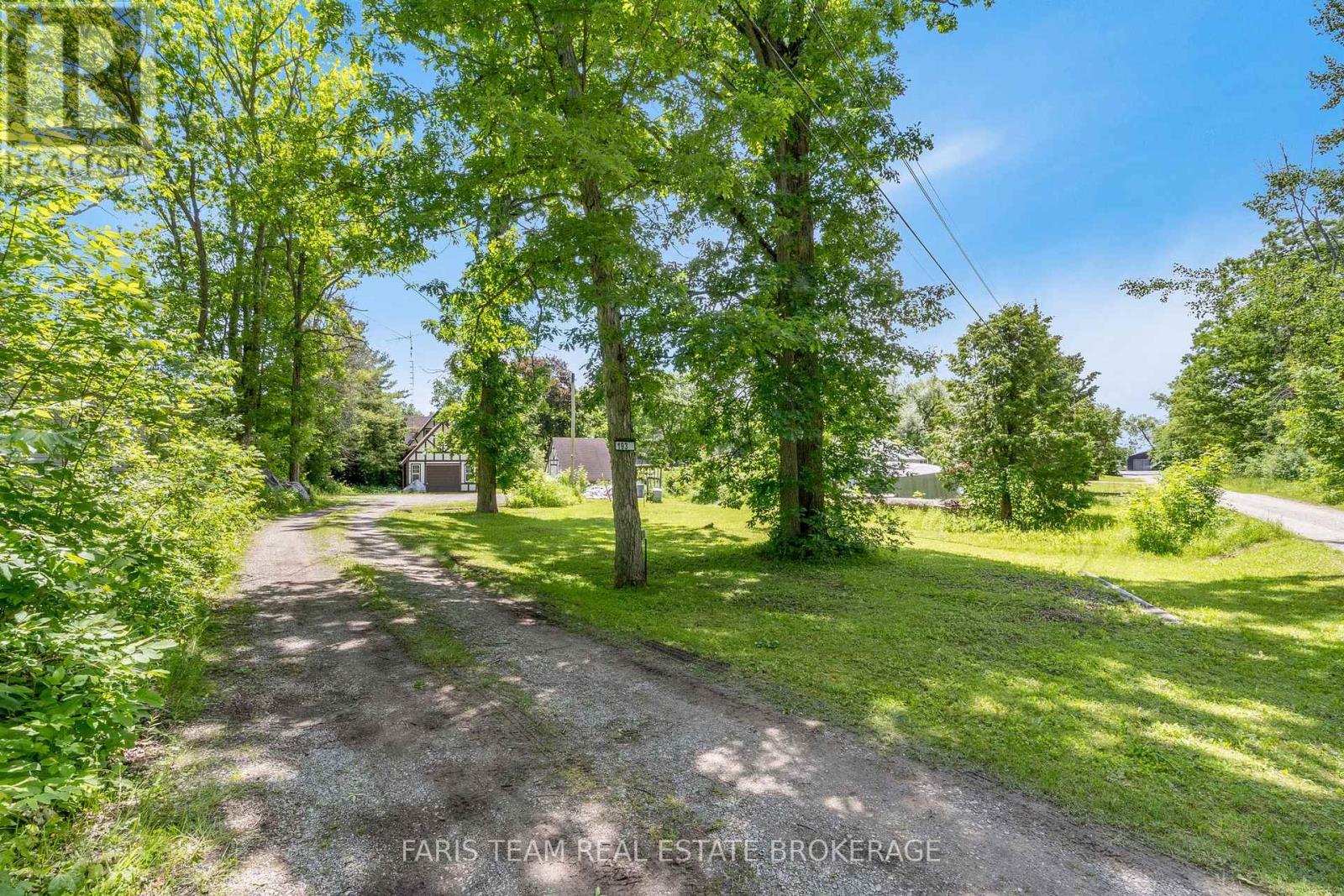 193 GOUETT STREET - 2