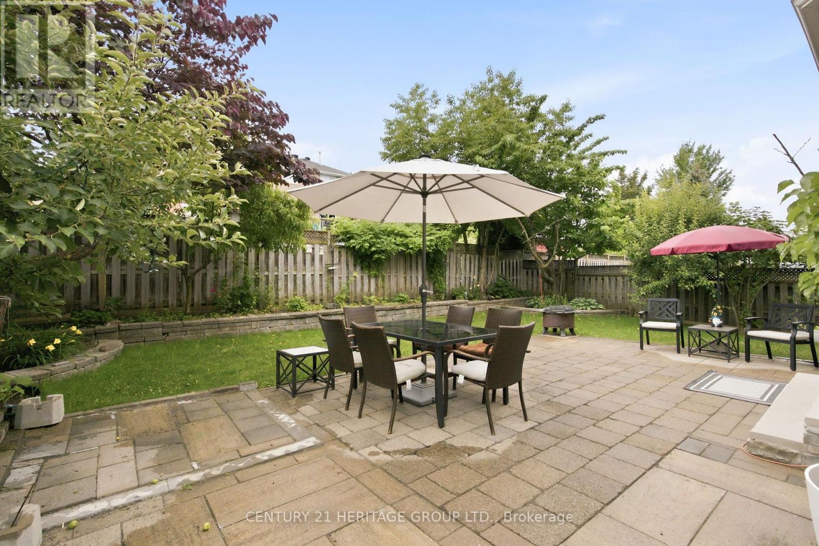 21 SILVERCREEK CRESCENT - 29
