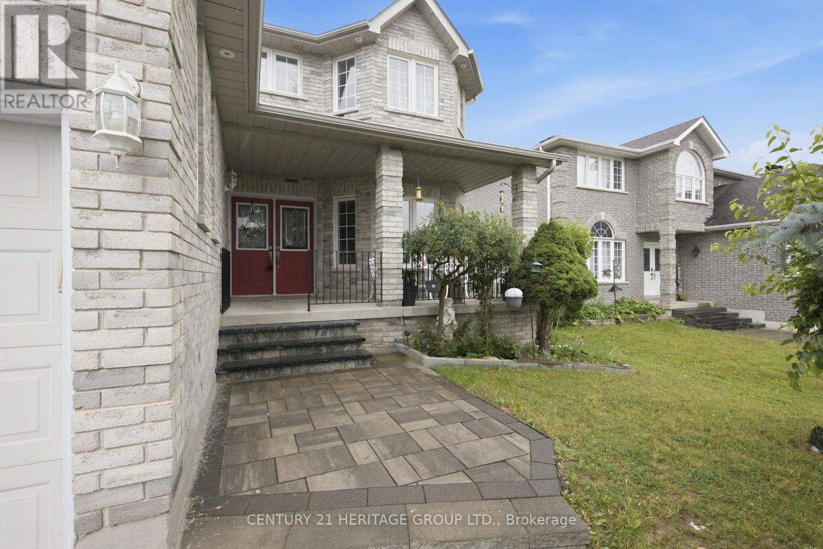 21 SILVERCREEK CRESCENT - 3