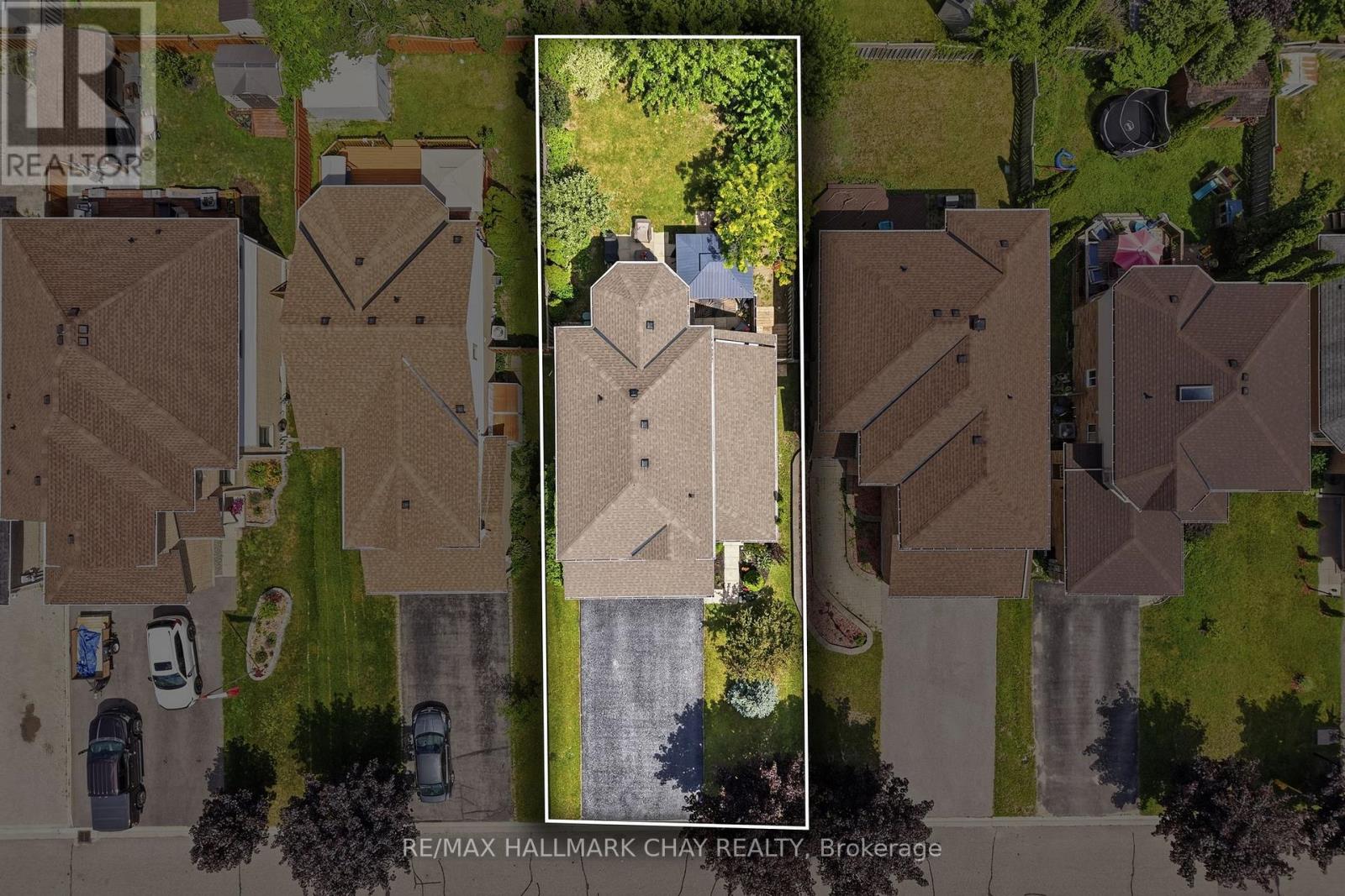 228 WESSENGER DRIVE - 2