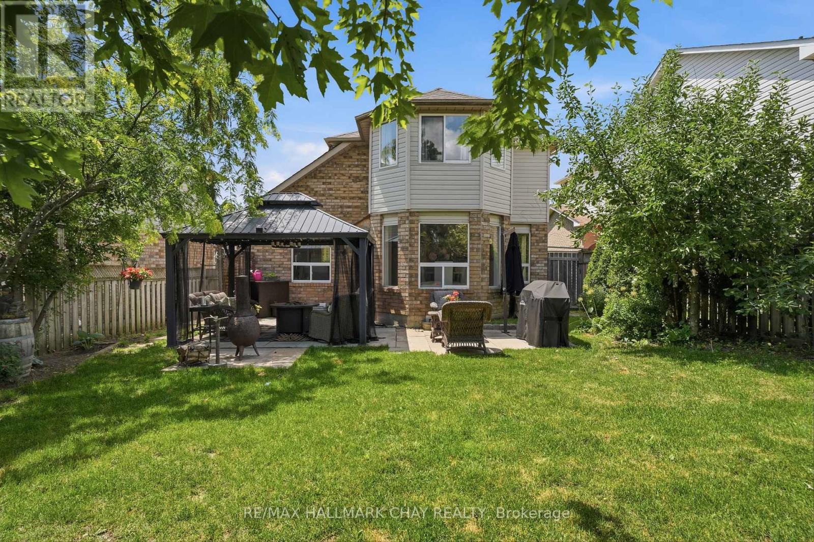 228 WESSENGER DRIVE - 31