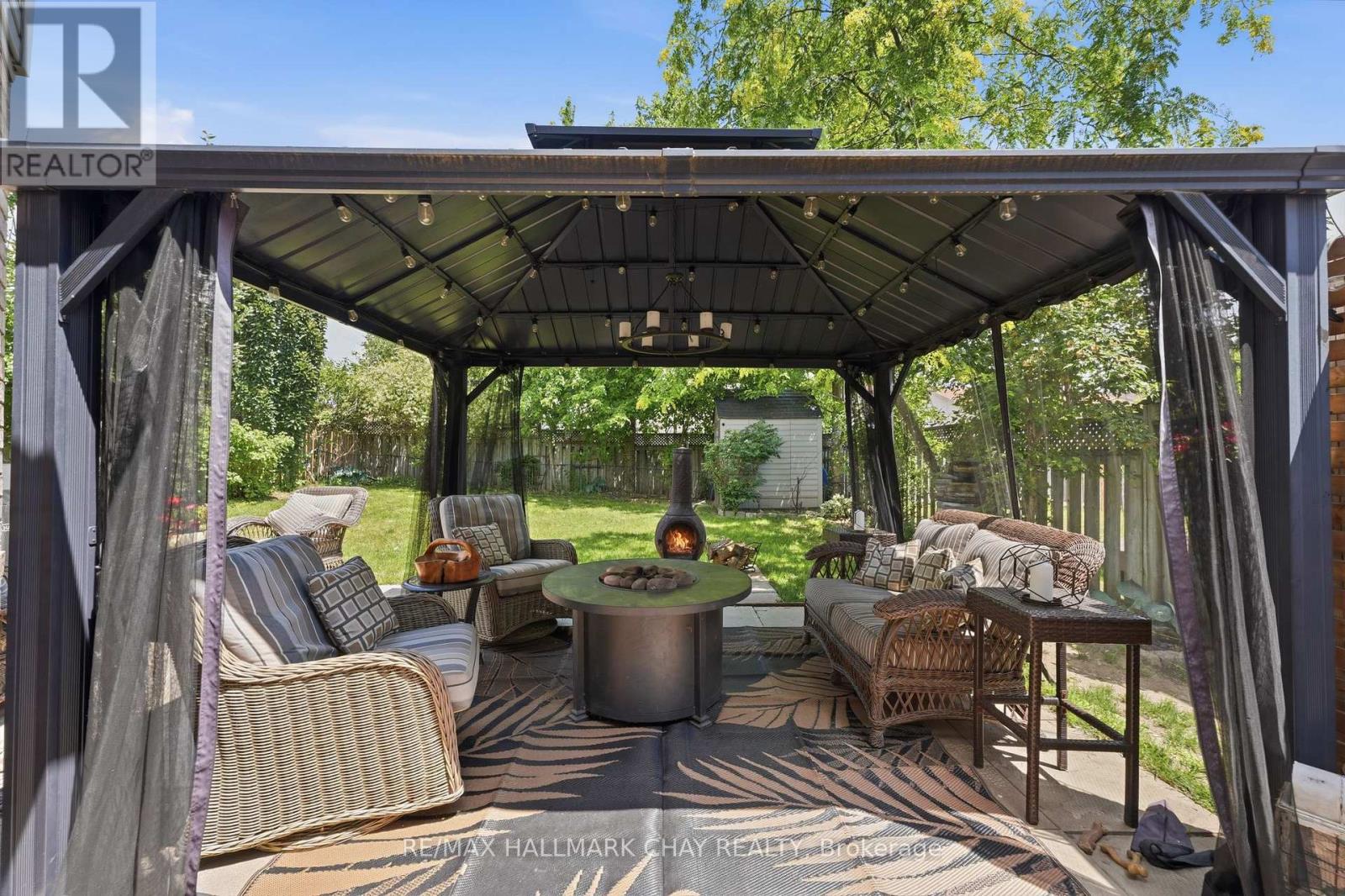 228 WESSENGER DRIVE - 33