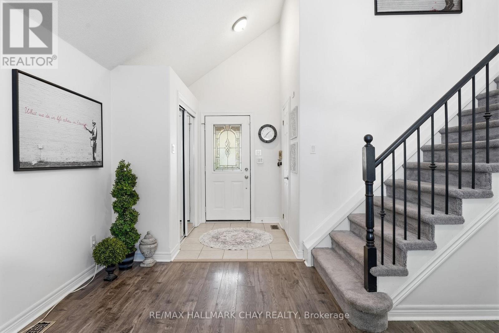 228 WESSENGER DRIVE - 6