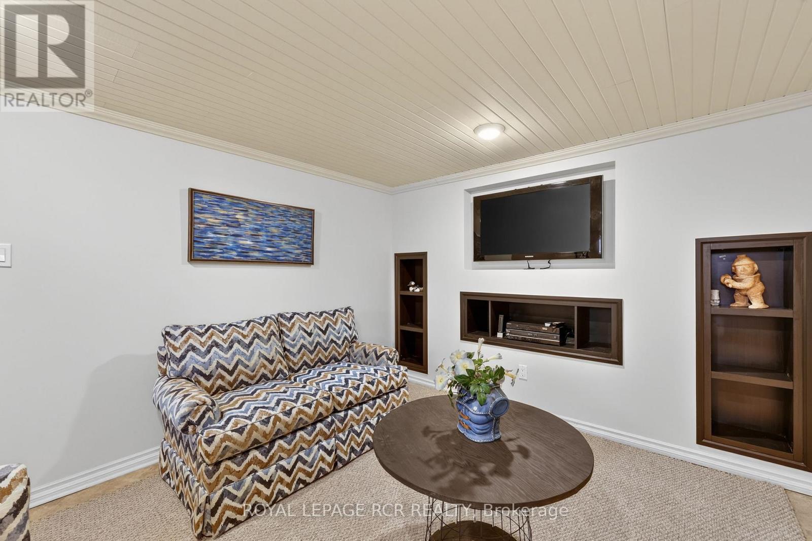 65 DONALD STREET - 32