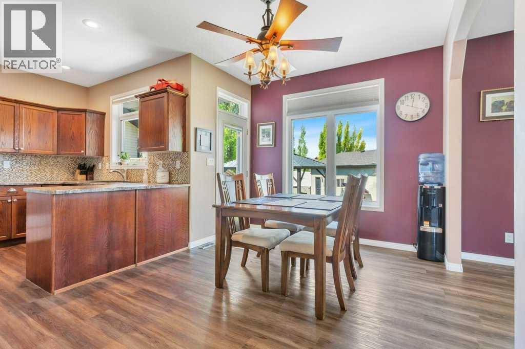 19 Lougheed Close - 10