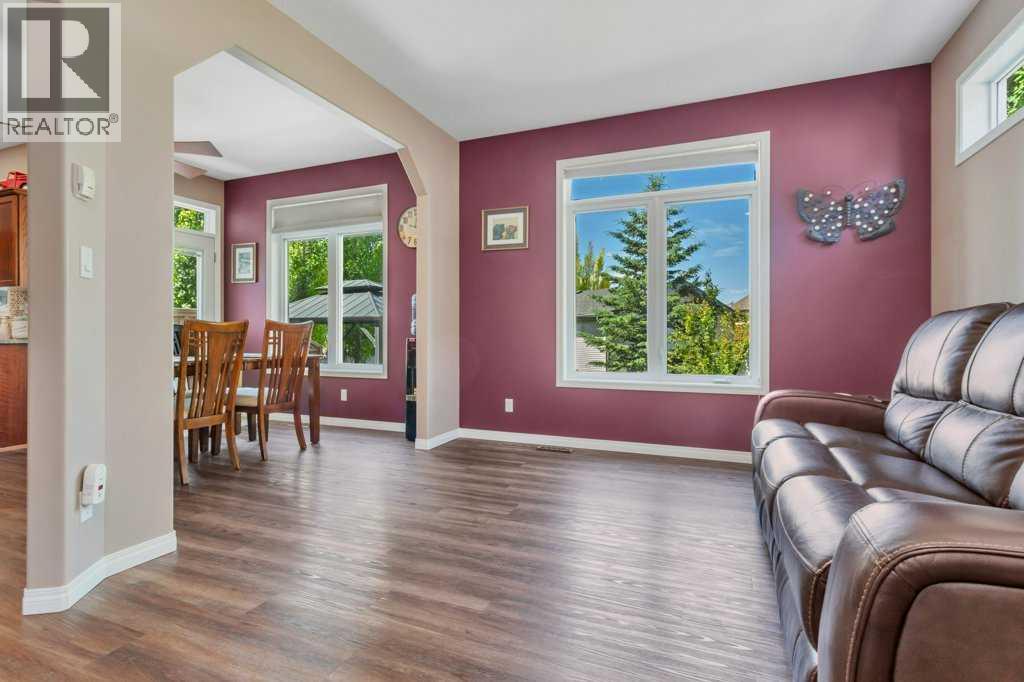 19 Lougheed Close - 9