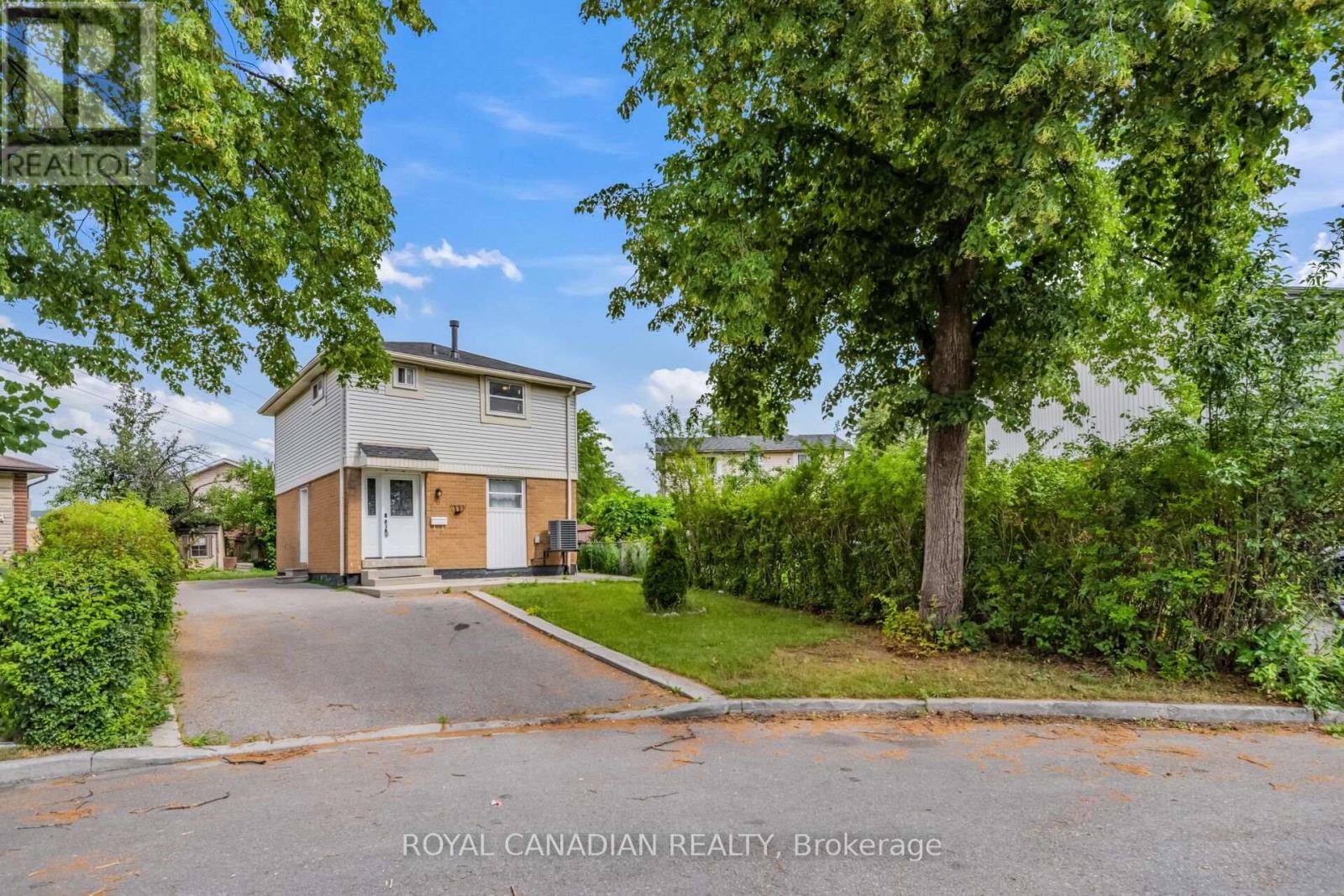 6 DAMASCUS DRIVE - 2