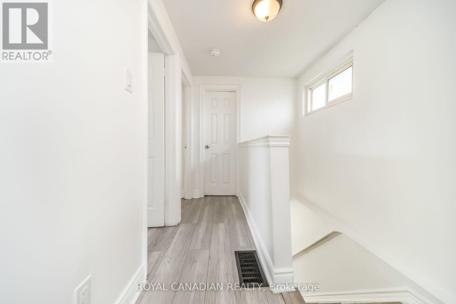 6 DAMASCUS DRIVE - 28