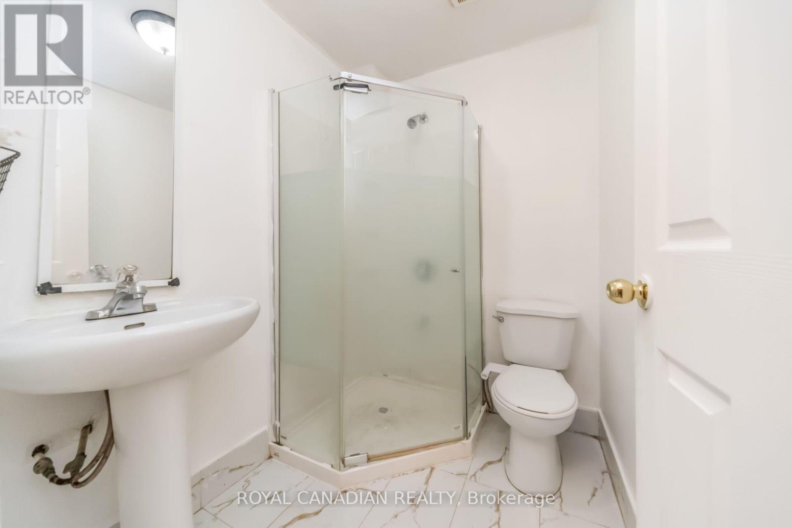 6 DAMASCUS DRIVE - 42