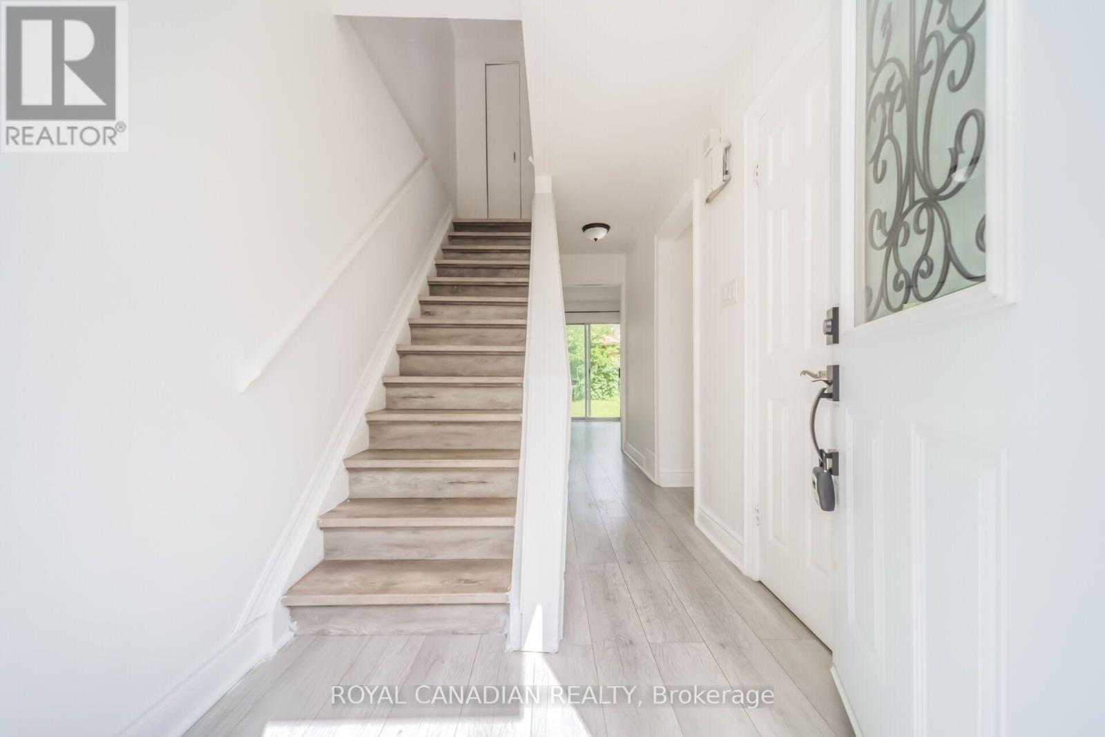 6 DAMASCUS DRIVE - 6
