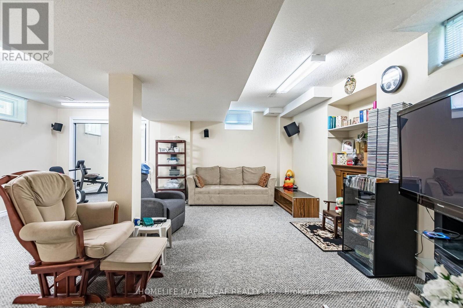 73 MEADOWLARK DRIVE - 19